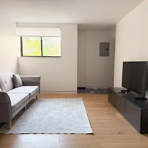 New Cozy Modern Minimalist In Brooklyn At Rem-casa Apartment